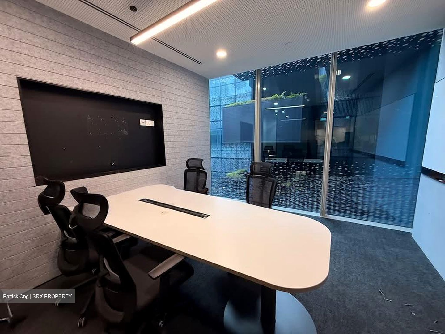 Funan (D6), Office #568709541